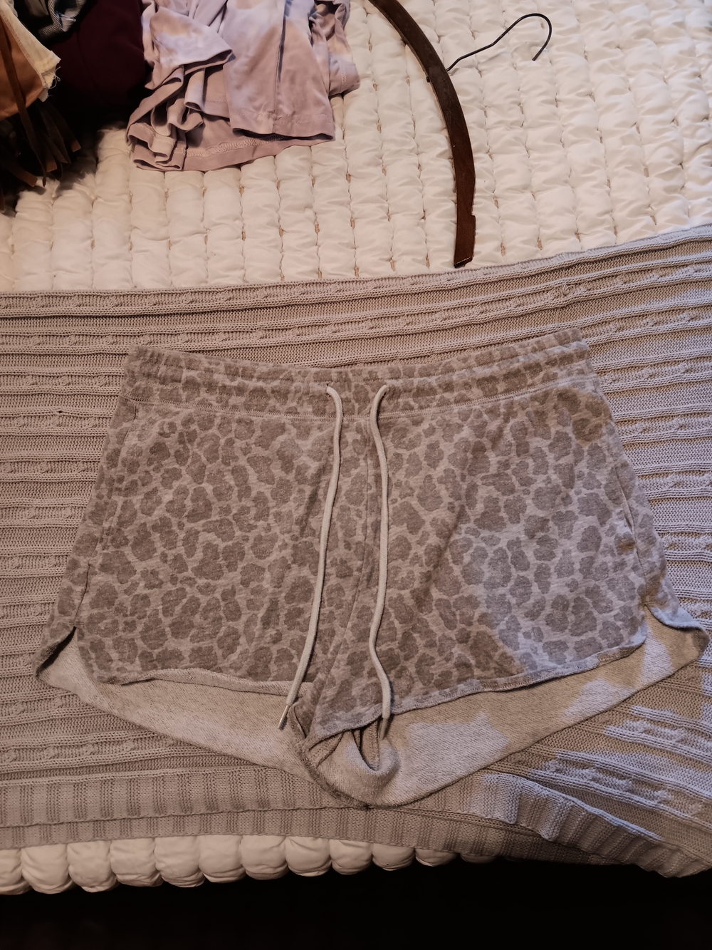 Colsie Taupe Leopard-Print Lounge Shorts